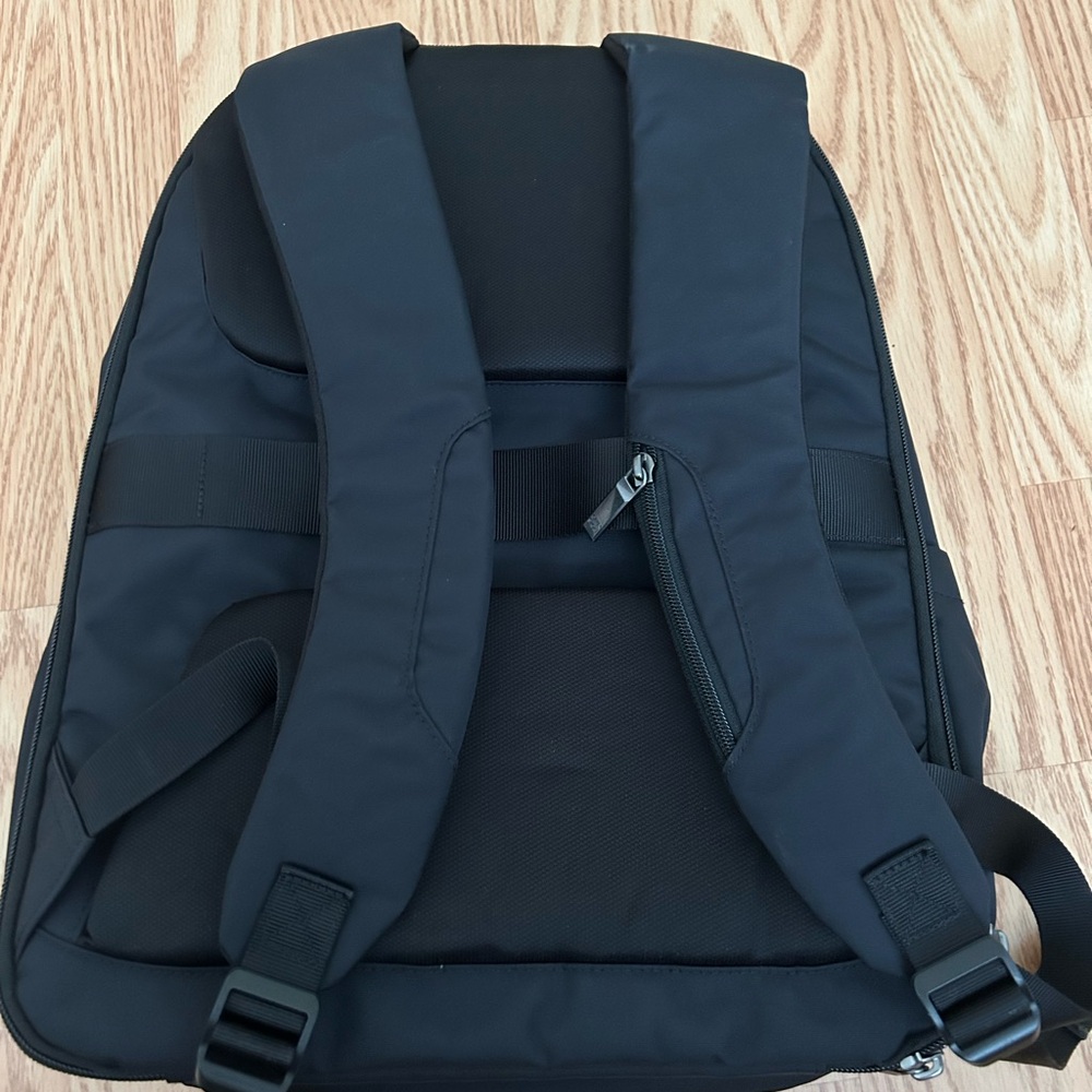 Backpack 🎒 - Picture 7 of 7